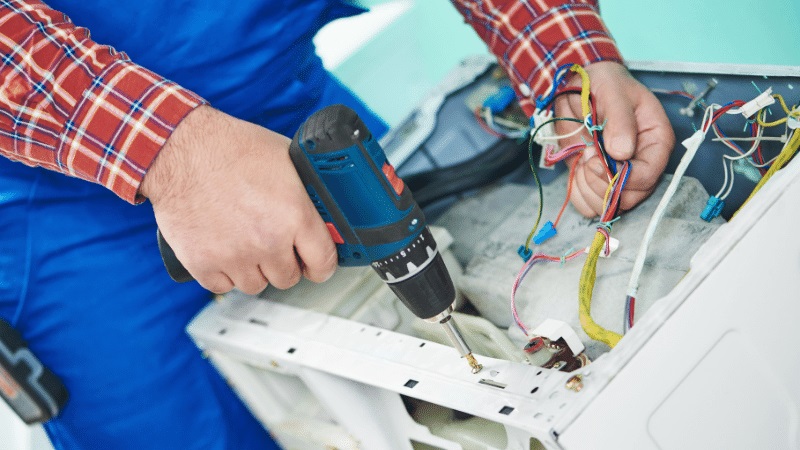Sapanca Panasonic Panasonic çamaşır makinesi kart tamiri – Su almama arızası orijinal parça ile giderildi. - Teknik servis örneği